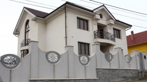 Protestatarii în corturi, liderul în palat. REACȚIA lui Andrei Năstase după ce i-a fost filmată casa