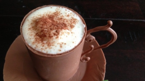 A fost creat un bar din ciocolată. Lucrarea a fost realizată pentru perioada sărbătorilor pascale