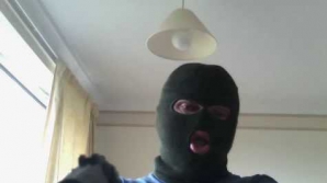 Ca în anii '90. Două femei au fost BĂTUTE în casa proprie de nişte jefuitori FLĂMÂNZI