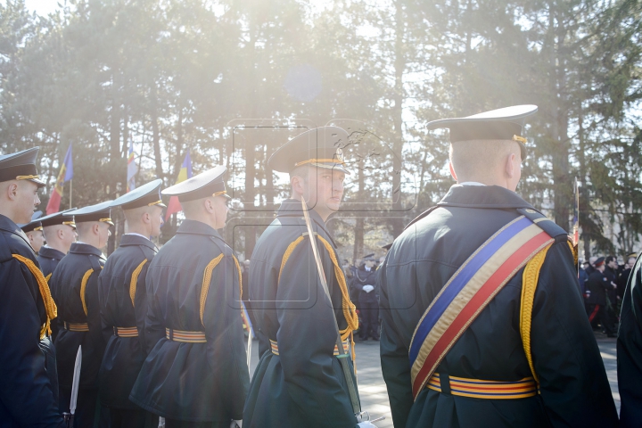 Memorie veșnică eroilor! Au fost depuse flori în cinstea celor căzuți în Războiul de la Nistru