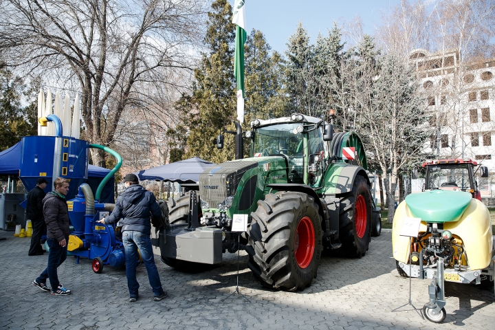 Cea mai mare expoziție de echipamente și tehnologii agroindustriale, deschisă la Chișinău (FOTOREPORT)