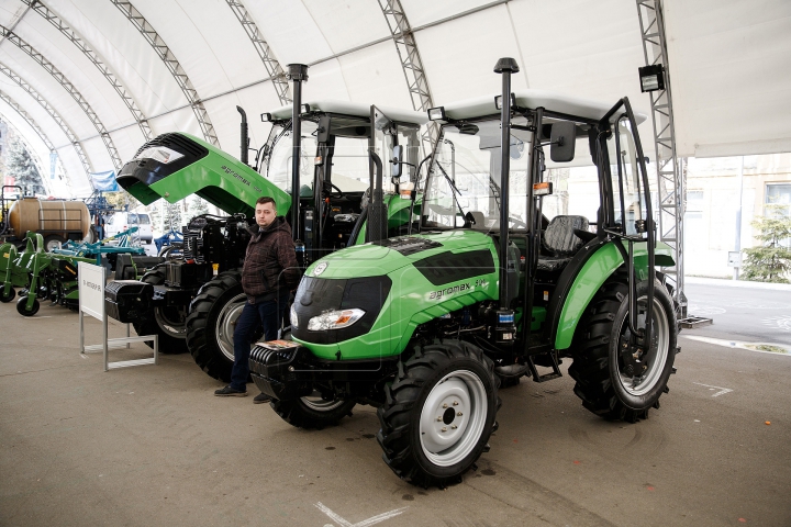 Cea mai mare expoziție de echipamente și tehnologii agroindustriale, deschisă la Chișinău (FOTOREPORT)