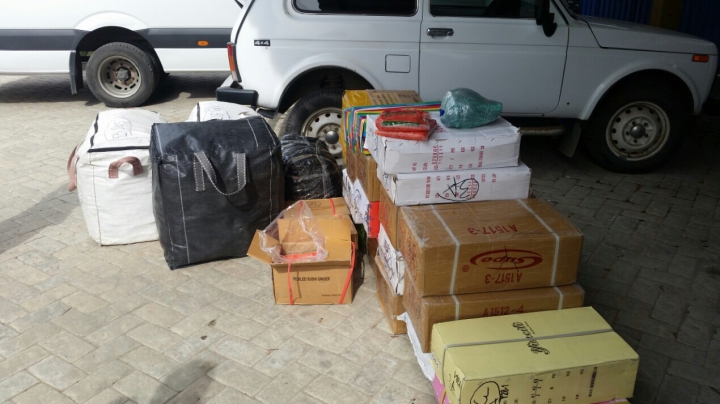 Tentativă de comercializare a mărfurilor fără acte, anihilată de o patrulă a echipelor mobile (FOTO)