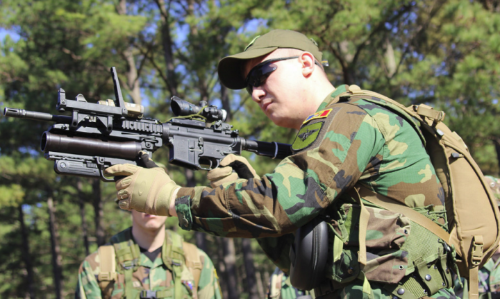 ÎN ACŢIUNE! Militari ai Armatei Naţionale sunt instruiți în Statele Unite (FOTOREPORT)