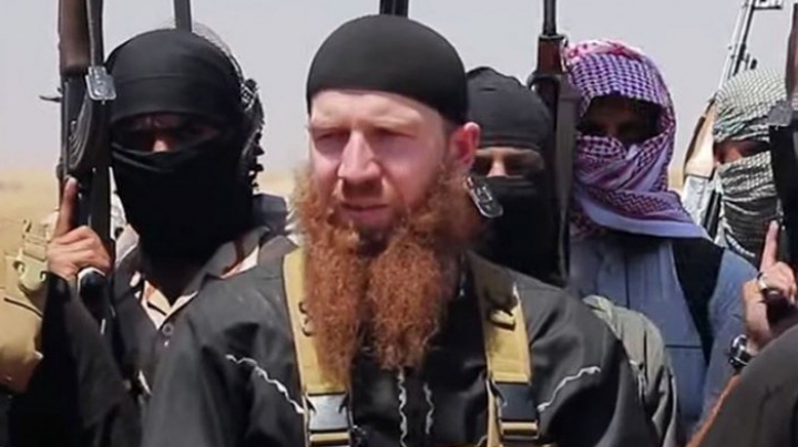 Lovitură dură împotriva ISIS. Liderul militar, Omar al-Shishani, ar fi fost ţinta unui raid aerian 