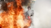 Incendiu devastator în capitala Indiei: Șase pompieri au fost răniți şi internaţi în spital (VIDEO)