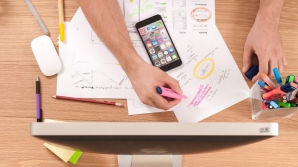 ANUNŢ NEOBIŞNUIT pe un site din Moldova: "Vând avion de luptă. Nu mai are rachetele" (FOTO)