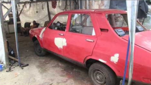 Cum s-au răzbunat vecinii pe un șofer care nu a vrut să-și mute mașina (FOTO)