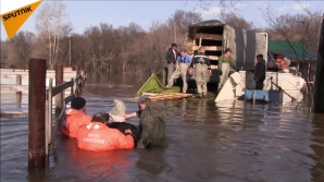 STARE DE URGENŢĂ în Rusia, după ce zeci de localităţi au fost lovite de viituri