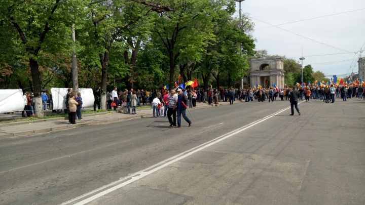 FOTO/VIDEO Câte persoane participă la protestul organizat de Partidul "Platforma DA" în PMAN