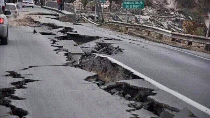 IMAGINI DRAMATICE. Ecuadorul, după CUTREMURUL DEVASTATOR care a ucis peste 200 de oameni (FOTOREPORT)