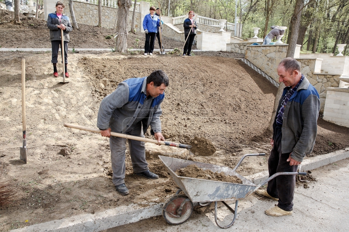 MARE FORFOTĂ în Capitală! Oraşul Chişinău va arăta altfel (FOTOREPORT)