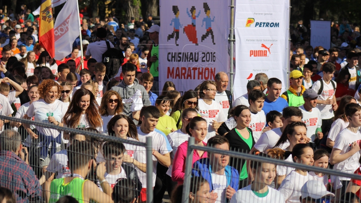 Vitalie Gheorghiţă este învingătorul Maratonului Internaţional de la Chişinău (VIDEO)