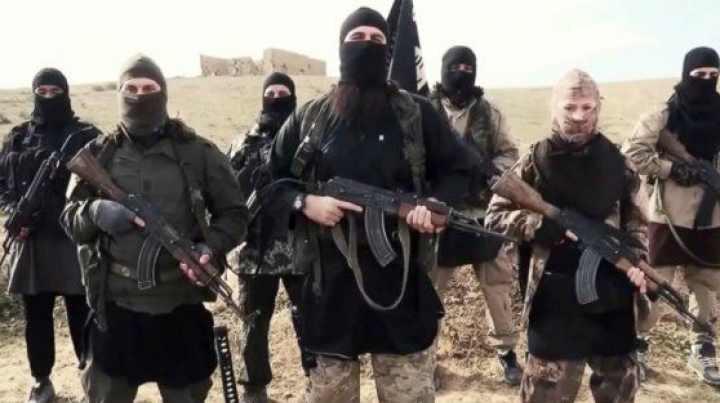 ISIS face DEZVĂLUIRI: Cine au fost cei care au pus la cale atentatele din Paris şi Bruxelles