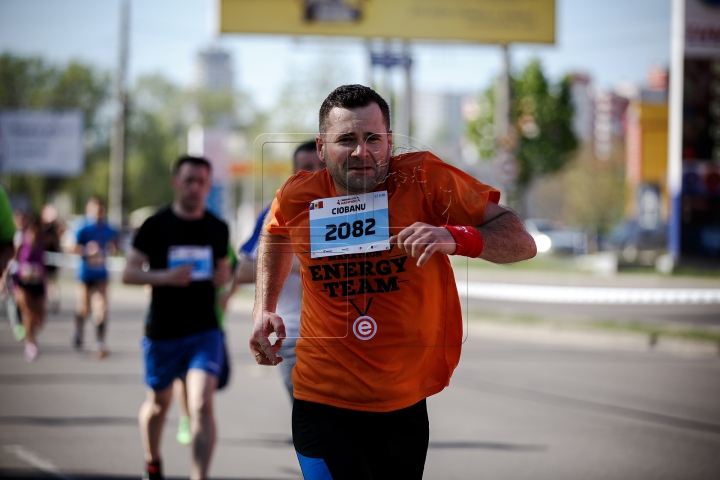 Cum a fost Maratonul Internaţional de la Chişinău. GALERIE FOTO IMPRESIONANTĂ