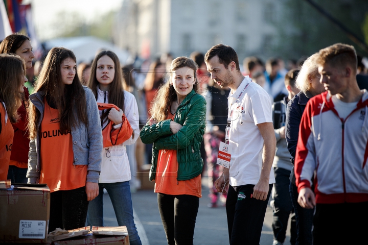 Cum a fost Maratonul Internaţional de la Chişinău. GALERIE FOTO IMPRESIONANTĂ