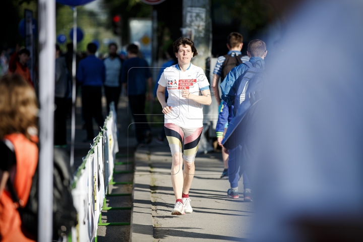 Cum a fost Maratonul Internaţional de la Chişinău. GALERIE FOTO IMPRESIONANTĂ