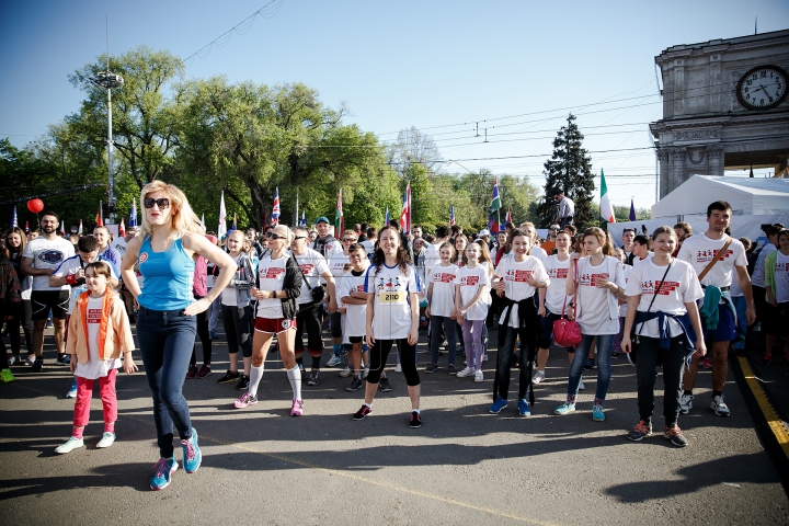 Cum a fost Maratonul Internaţional de la Chişinău. GALERIE FOTO IMPRESIONANTĂ