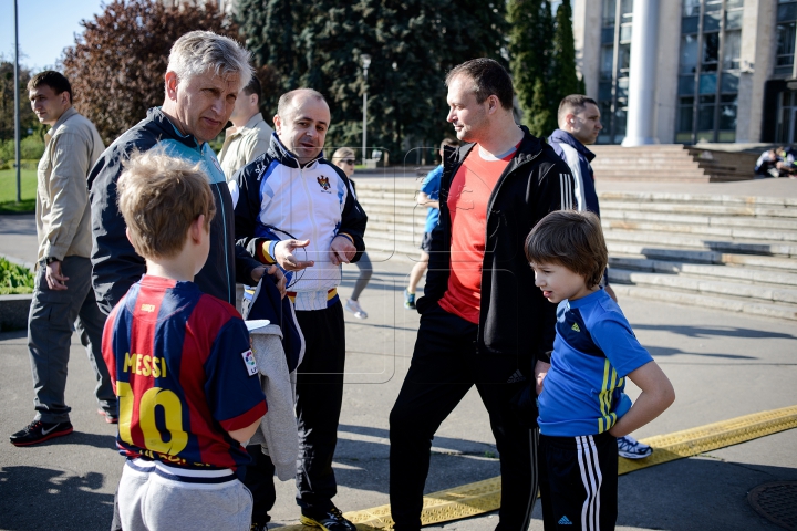 Cum a fost Maratonul Internaţional de la Chişinău. GALERIE FOTO IMPRESIONANTĂ