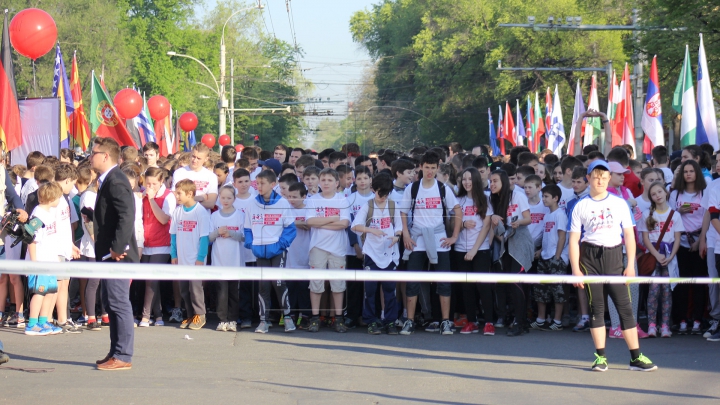 Adrenalină, emoţii şi distracţie la Maratonul Internaţional din Chişinău (GALERIE FOTO)