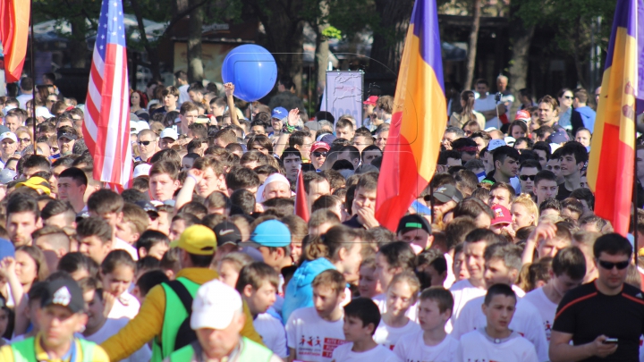 Adrenalină, emoţii şi distracţie la Maratonul Internaţional din Chişinău (GALERIE FOTO)