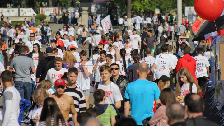 Adrenalină, emoţii şi distracţie la Maratonul Internaţional din Chişinău (GALERIE FOTO)