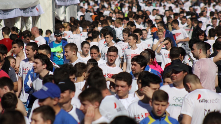 Adrenalină, emoţii şi distracţie la Maratonul Internaţional din Chişinău (GALERIE FOTO)