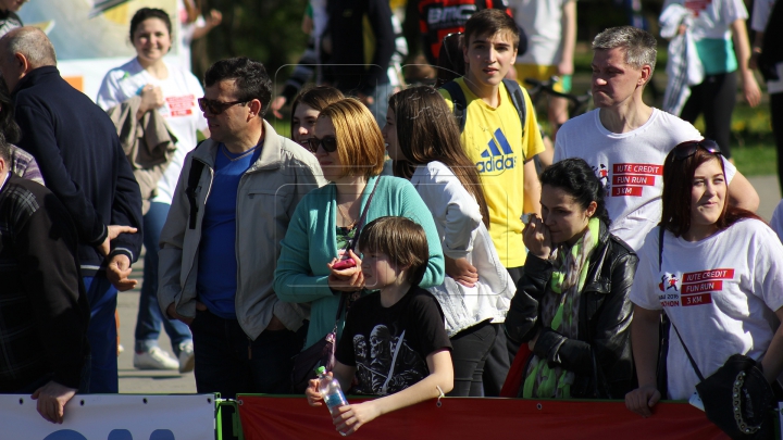 Adrenalină, emoţii şi distracţie la Maratonul Internaţional din Chişinău (GALERIE FOTO)