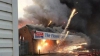 Explozie la o fabrică de artificii din Marea Britanie. Zeci de pompieri s-au luptat cu flăcările (VIDEO)