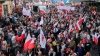 Sute de mii de oameni au protestat la Varşovia, denunţând politicile europene ale guvernului polonez