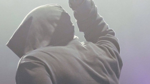 DOSAR PENAL în urma concertului Carla's Dreams la Piaţa Neamţ