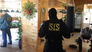 Operațiune comună a SIS și PG. Șase persoane, reținute pentru prejudicii de 300 de milioane de lei