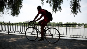 Ți-ai făcut planuri pentru mâine. Află cum va fi vremea în prima zi de weekend