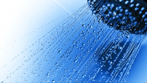 Ce se întâmplă dacă nu faci duș o zi. Nu te-ai fi gândit la asta