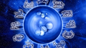 HOROSCOP: Trei zodii care trec printr-o mare cumpănă în luna noiembrie