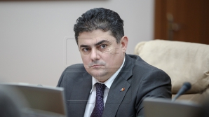 Ministrul Economiei, Octavian Calmâc, invitat special la emisiunea "Fabrika" 