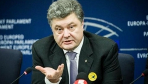 Poroșenko a semnat un decret prin care a ridicat sancțiunile față de mai mulţi jurnaliști străini