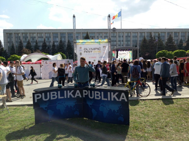 Eveniment sportiv în centrul Capitalei! În Piaţa Marii Adunări Naţionale s-a desfăşurat "Olympic Fest" (FOTO)