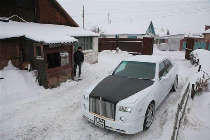FENOMENAL! Ruşii au dat viaţă nouă unui Mercedes vechi: L-au transformat în Rolls Royce (GALERIE FOTO)