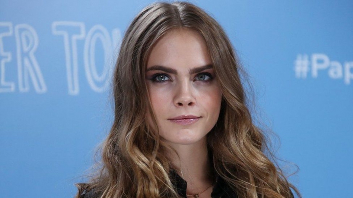 Cara Delevingne a fost arestată la Paris! Motivul este uluitor 