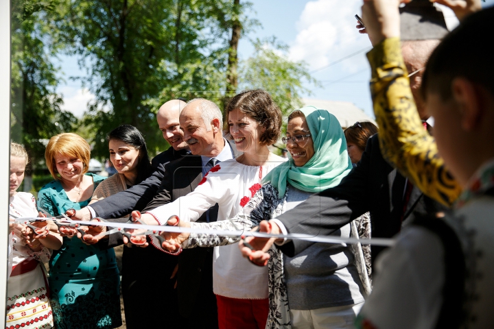 Eveniment emoționant! La Grătiești a fost inaugurat un centru pentru copiii cu dizabilități (FOTOREPORT)