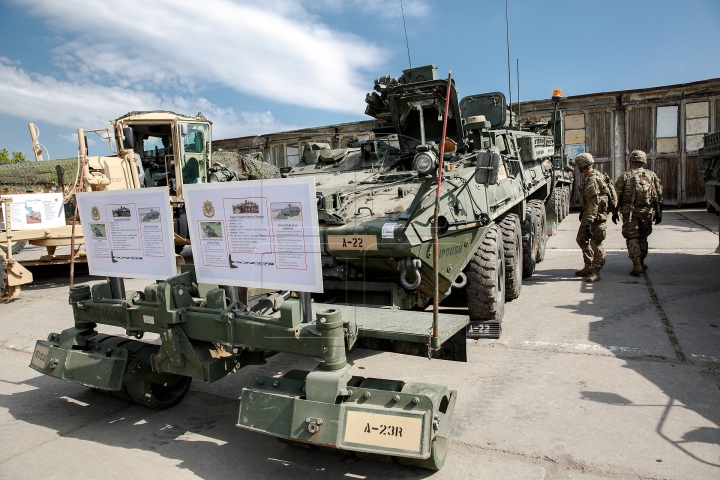 DRAGON PIONEER 2016. Cum arată tehnica adusă de militarii americani în Moldova (FOTOREPORT)