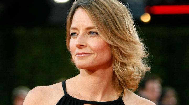 Actrița Jodie Foster și-a inaugurat steaua pe celebrul Hollywood Walk of Fame din Los Angeles