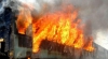 PERICOL PE ŞINE: Două marfare s-au ciocnit și au luat foc, iar mai multe vagoane au deraiat