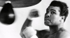 Doliu în lumea sportului mondial. Legendarul pugilist Muhammad Ali A MURIT 