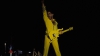 Mii de dolari pentru chitara legendarului Prince și o șuviță de păr a lui David Bowie, vândute la o licitație