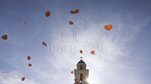 METEO! Ne aşteaptă temperaturi exagerate, ploi cu descărcări electrice şi grindină