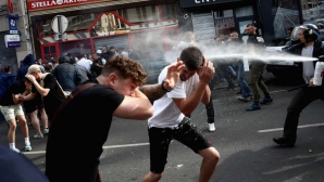 EURO 2016. Noi VIOLENŢE între suporteri, înregistrate la Lille. Mai multe persoane au fost arestate
