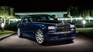 Posesorul unui Rolls-Royce cere 5 milioane de ruble de la şoferul unui Jiguli care i-a lovit maşina