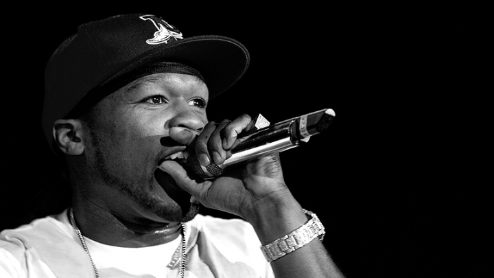 Rapperul 50 Cent, ARESTAT în timpul unui concert. Ce şi-a permis vedeta hip-hop